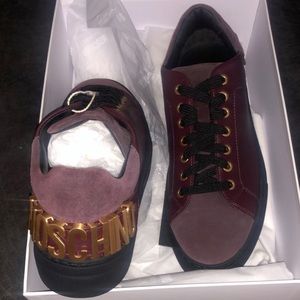 Moschino brand new men sneakers size 8